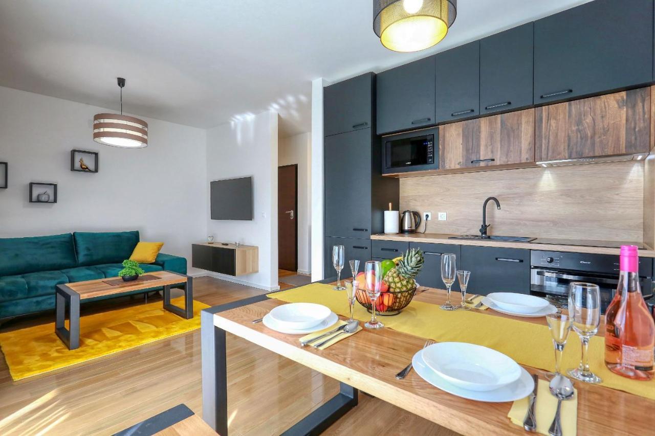 Luxury Apartments Hills Vir Eksteriør bilde