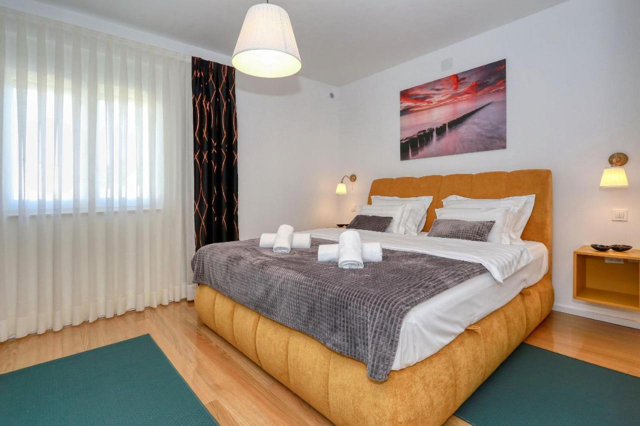 Luxury Apartments Hills Vir Eksteriør bilde
